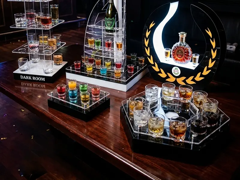 Acrylic Display Fixtures